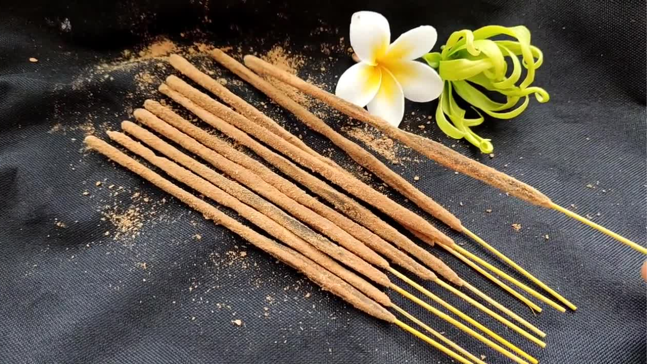 Floral Aromatherapy: The Benefits of Woven Cloud Incense
